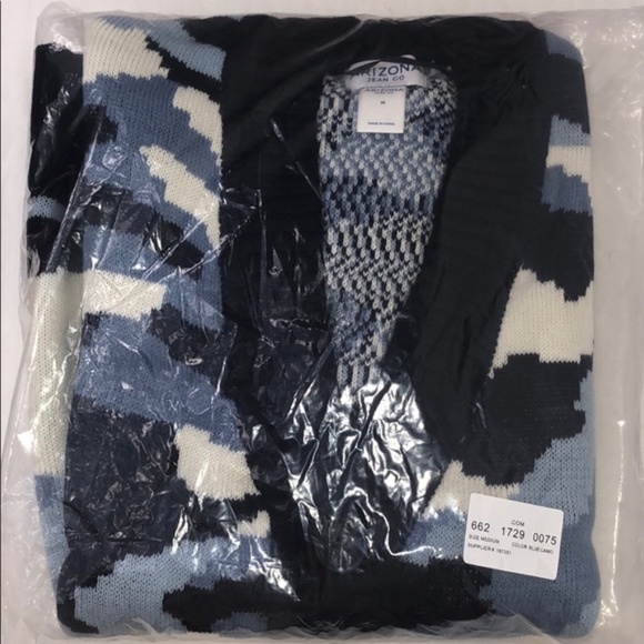 LAST TWO AVAILABLE - New Women's V Neck Long Sleeve Cardigan Size Small - Picture 4 of 10